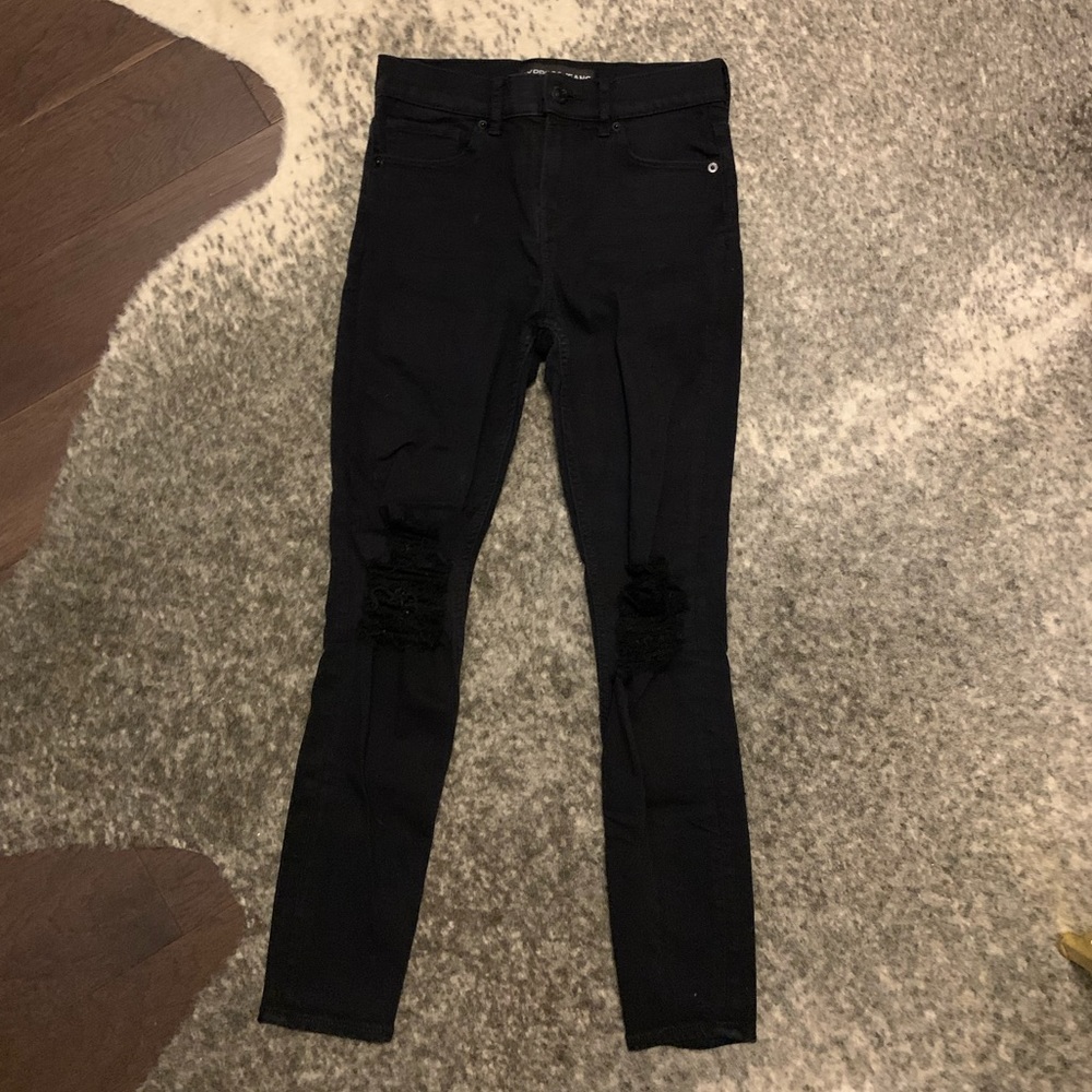black distressed express jeggings
